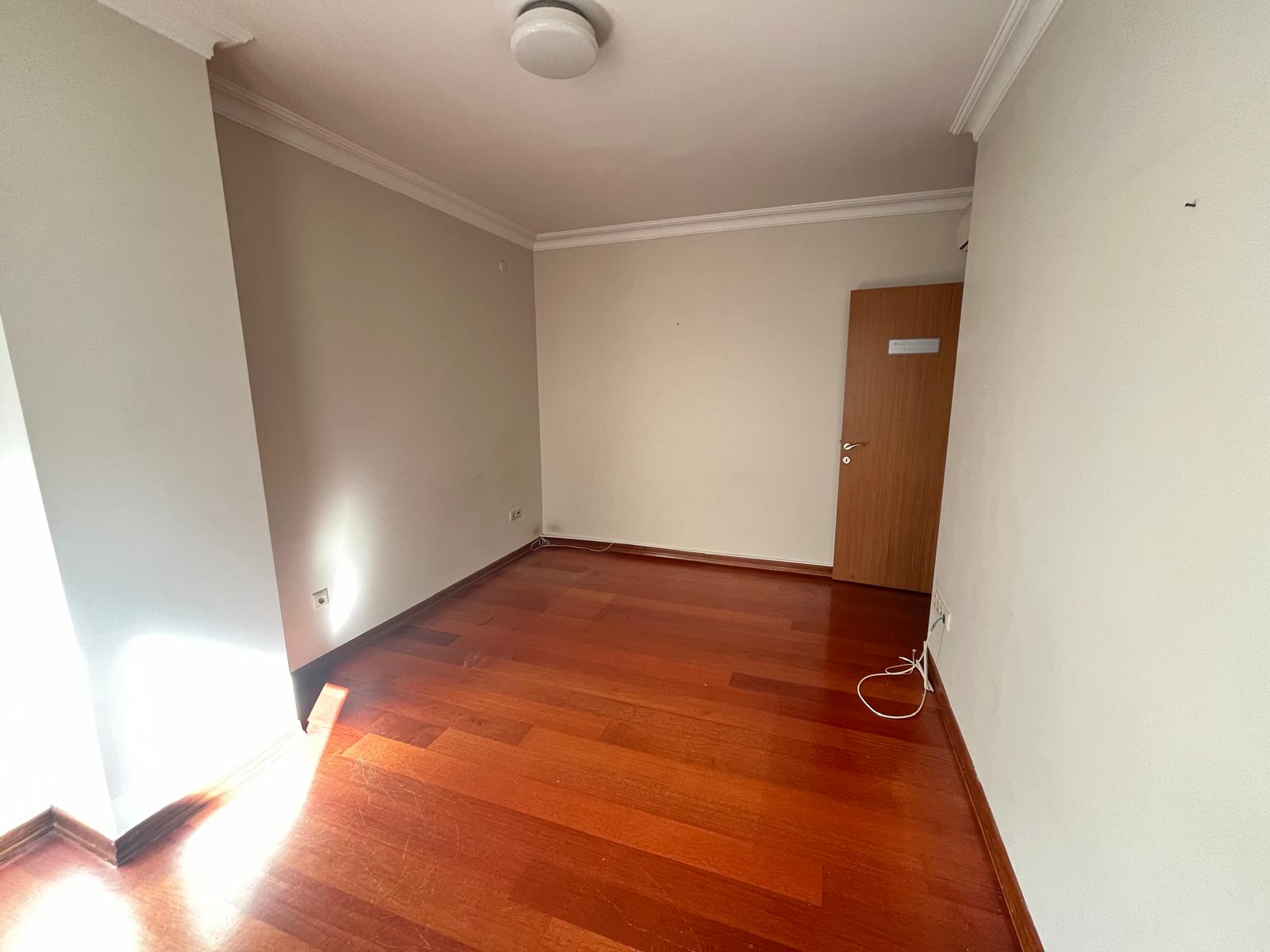 Kiralık İşyeri Caddebostan Bağdat Caddesi
